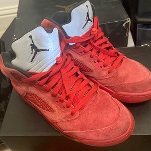 Air Jordan red 5 retro’s
